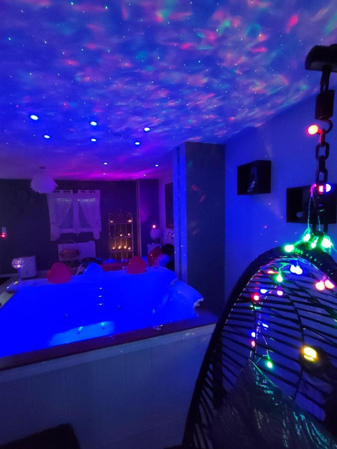 Loft Avec Baignoire Spa Lecrin Romantique Ochancourt Buitenkant foto